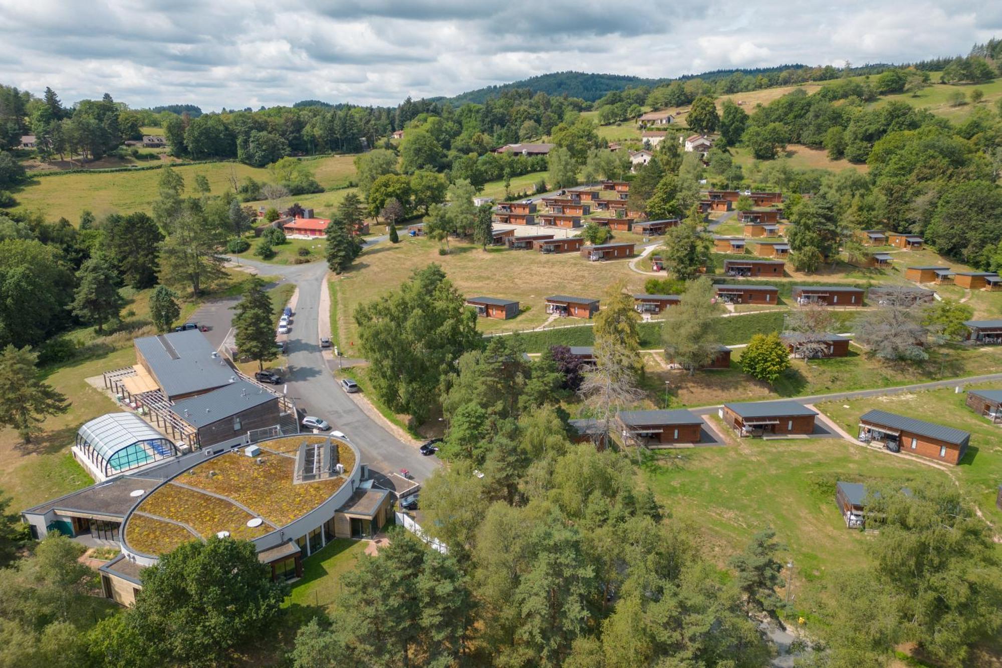 Les Demeures Du Lac Saint-Rémy-sur-Durolle Exteriér fotografie